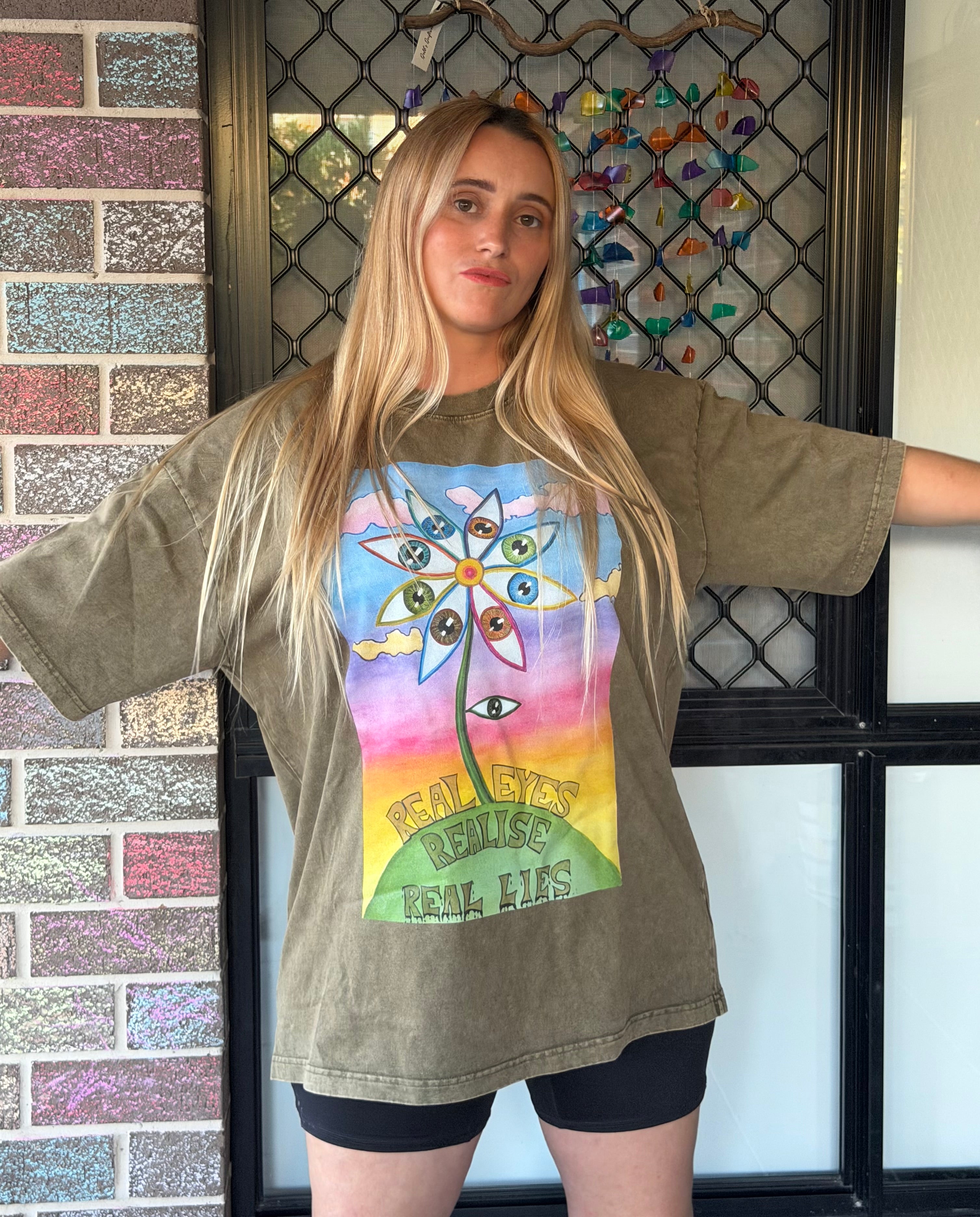 Real Eyes - Snow Wash/Oversized