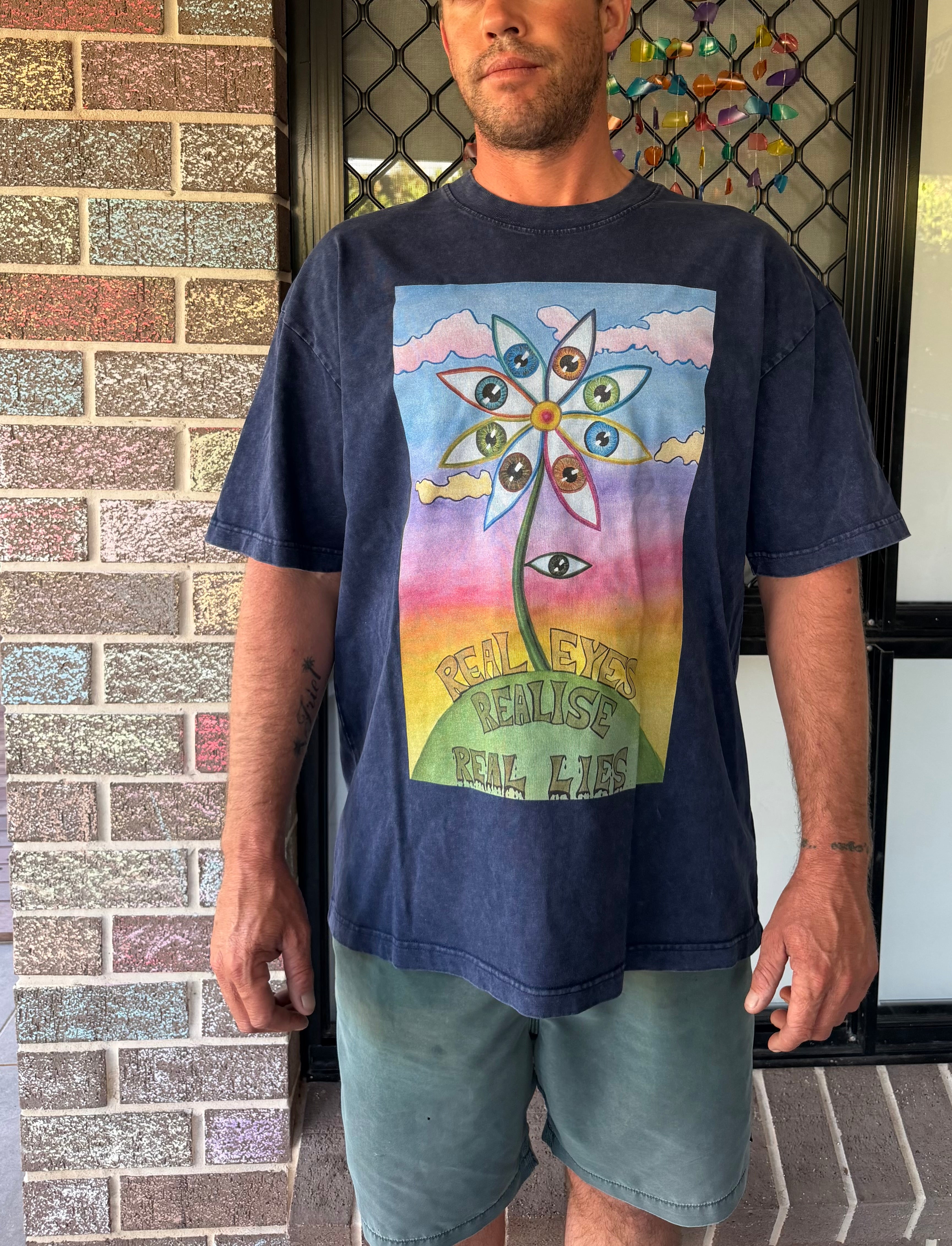 Real Eyes - Snow Wash/Oversized